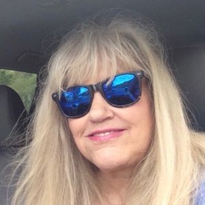 Meet your Posher, Carol